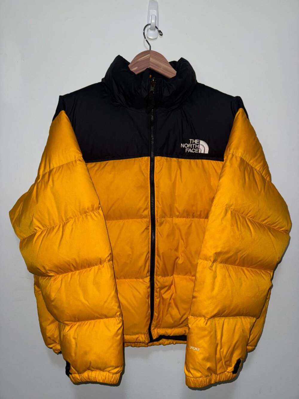 1996 Retro Nuptse Jacket-Men's